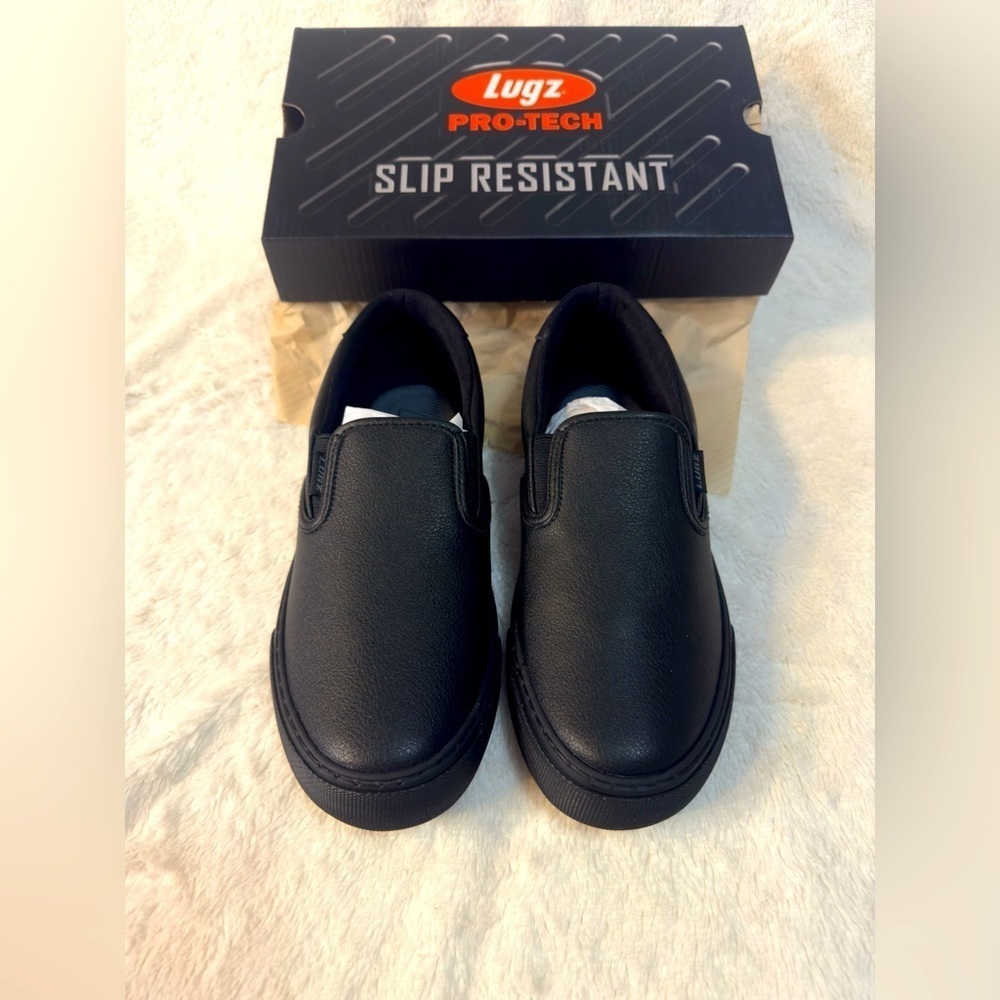 Lugz Clipper Slip on Womens Size 8W Brand New with Box!